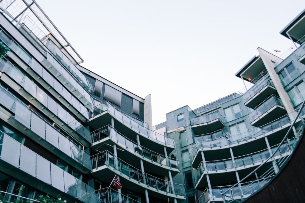 commercial building management service